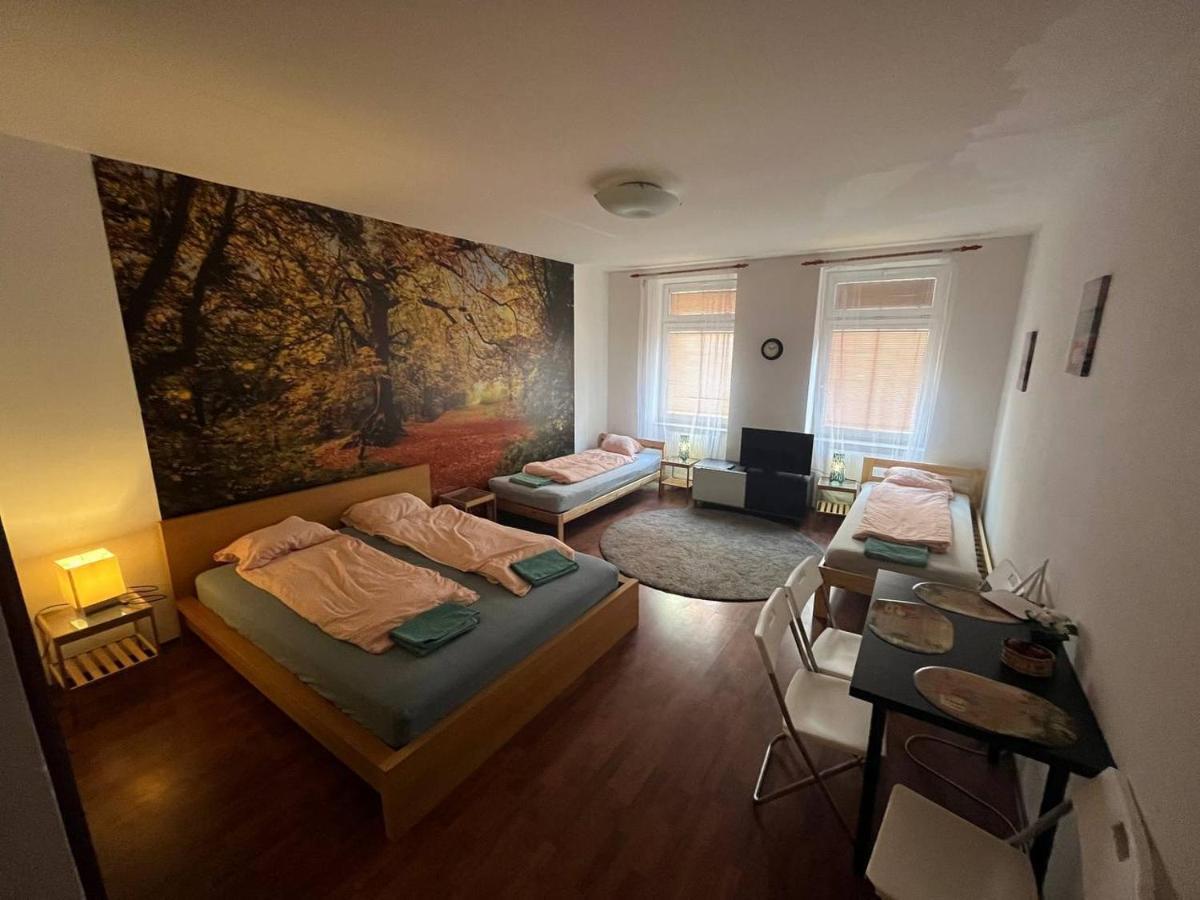 Apartments Spolkova ブルノ エクステリア 写真